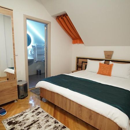 Madigan'S Hotel Kosovo Polje Exteriér fotografie