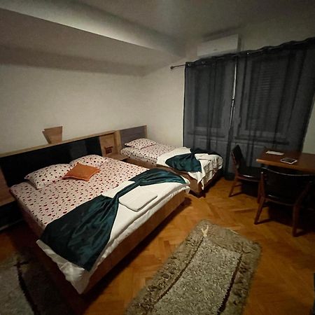Madigan'S Hotel Kosovo Polje Exteriér fotografie