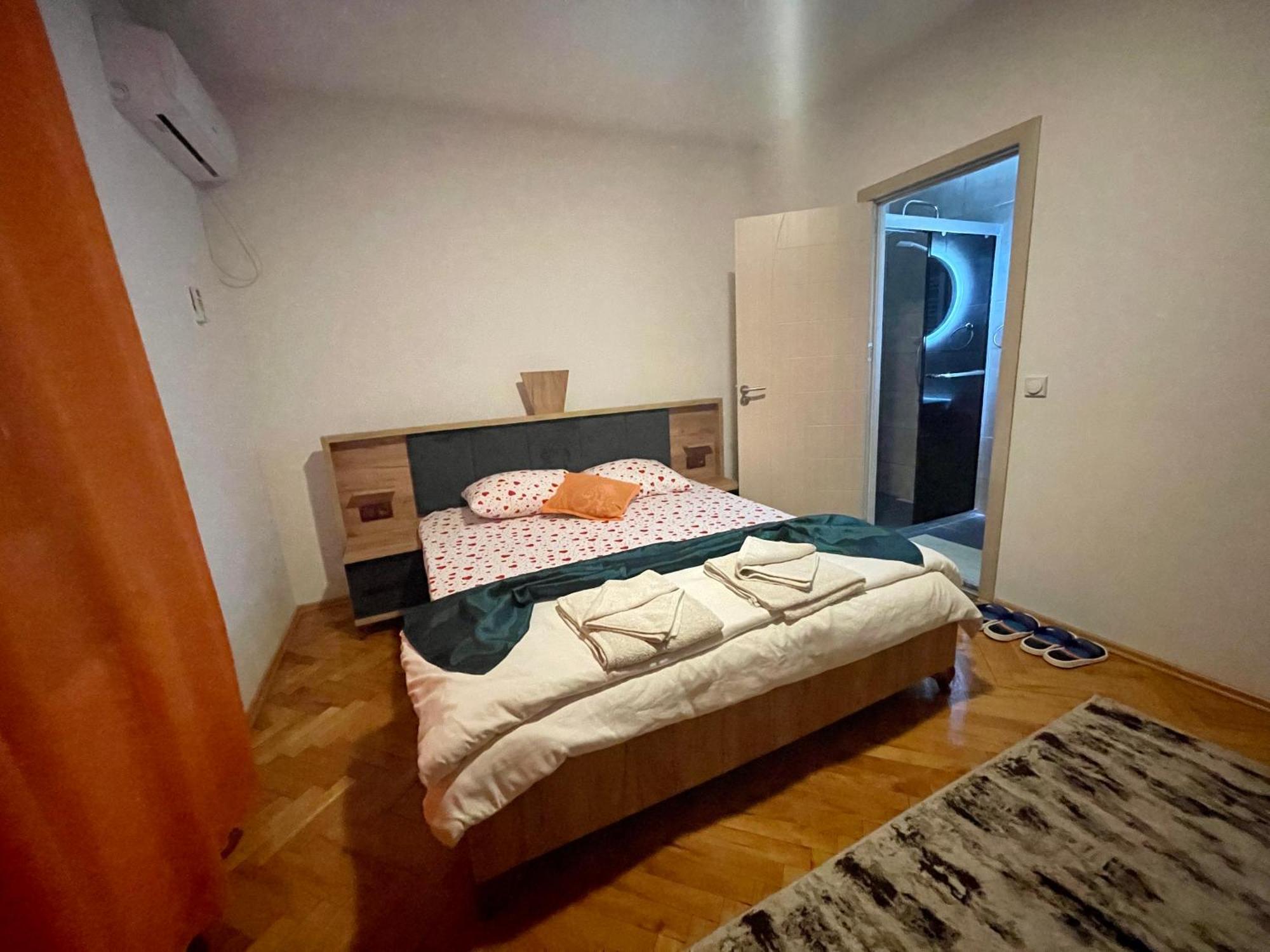 Madigan'S Hotel Kosovo Polje Exteriér fotografie